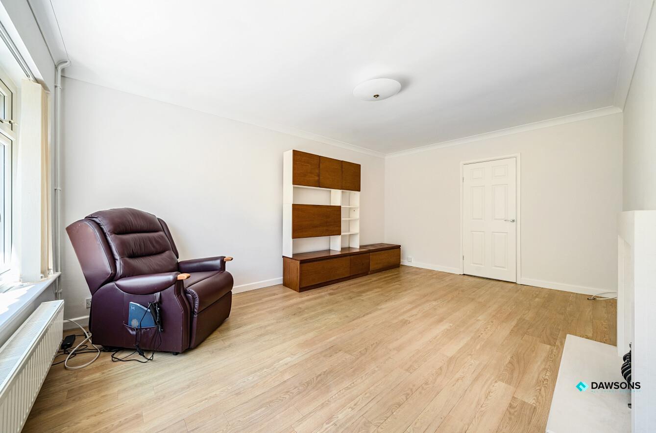 Westland Avenue, West Cross, Swansea, SA3 5NP